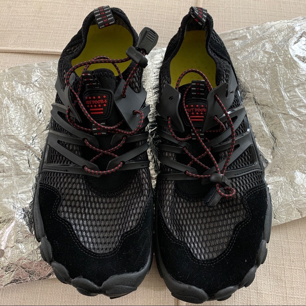 🆕! Quick Drying Water Shoes with Anti Skid Soles